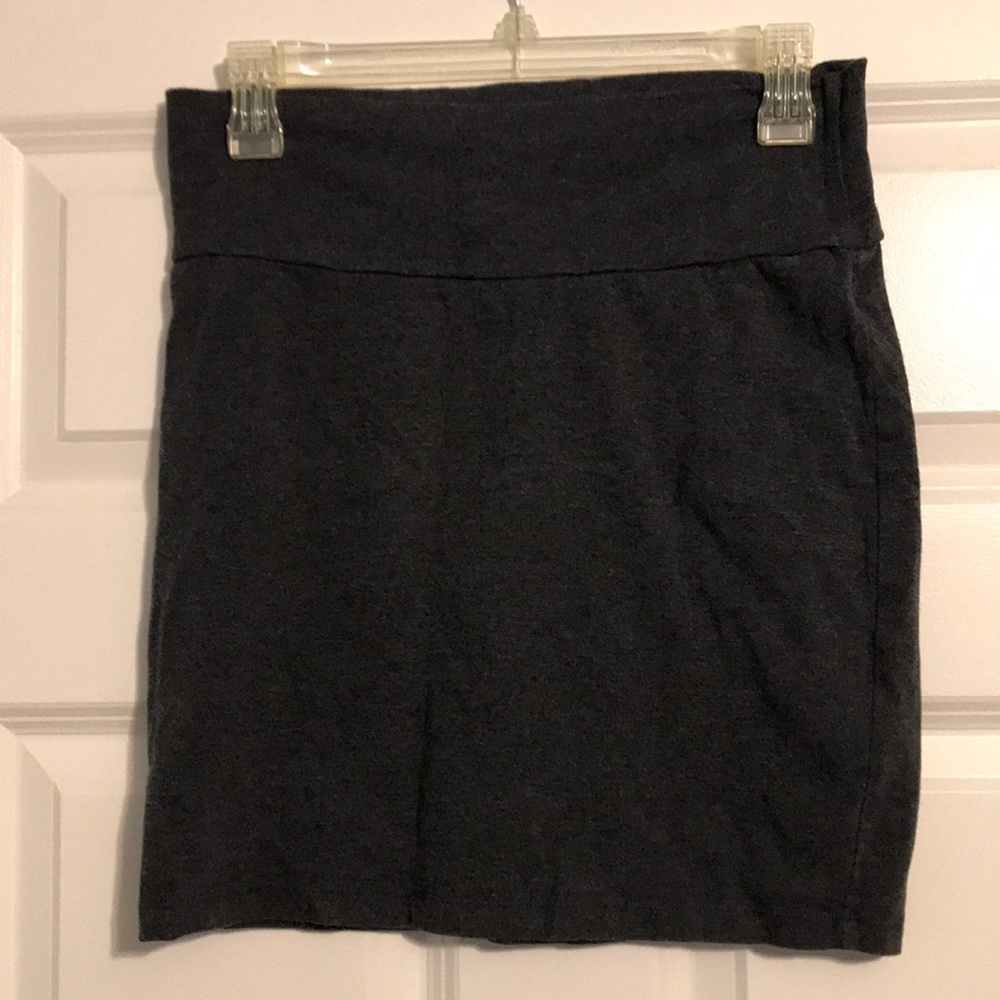 Grey skirt